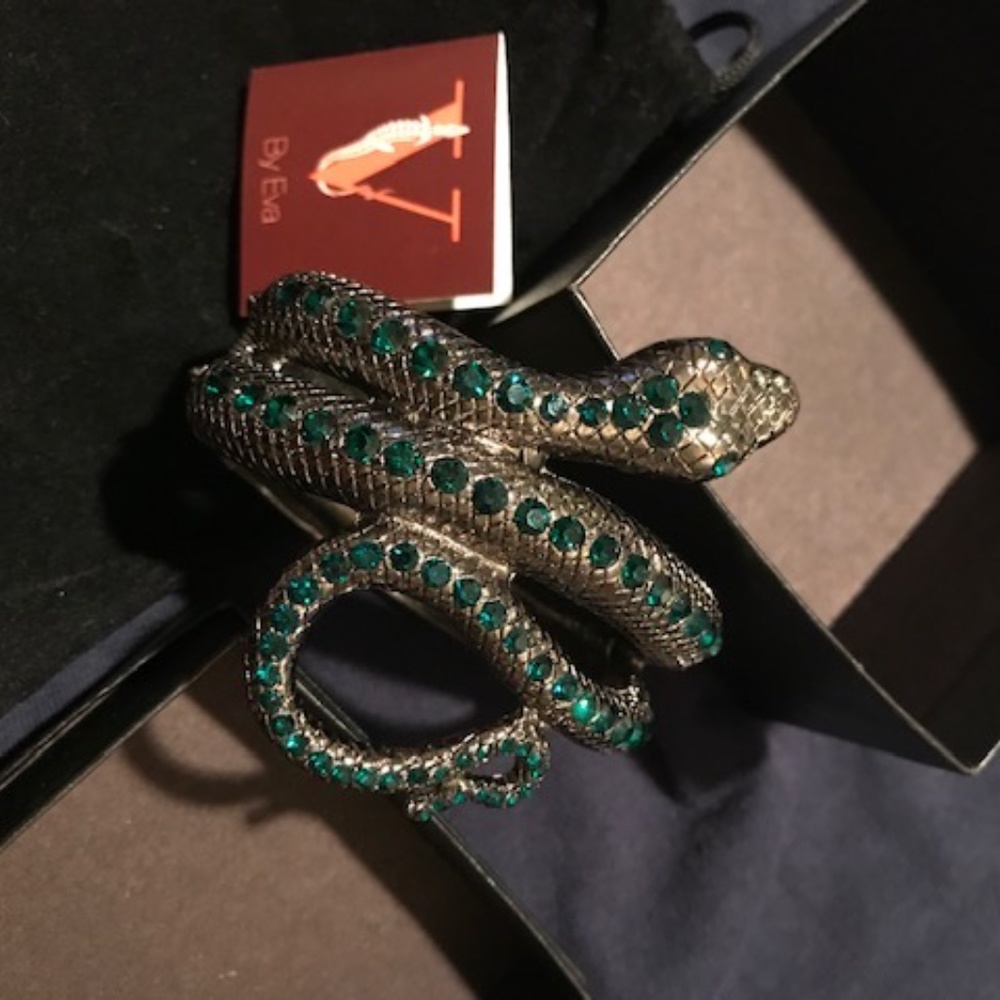 V by Eva Snake Cuff bracelet- NIB